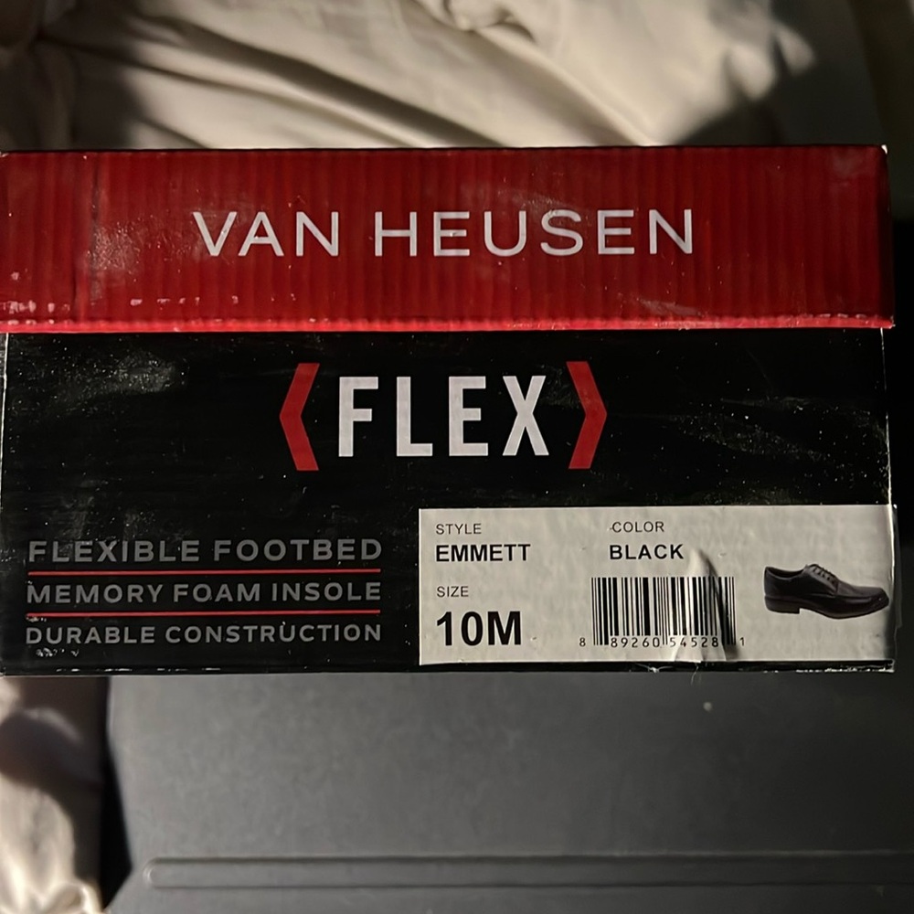 Van Heusen size 10 men’s business casual shoes